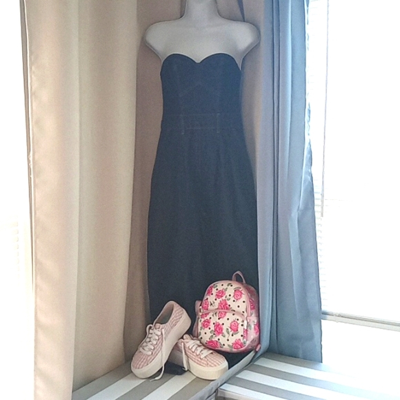 EXPRESS denim sweetheart neckline tapered leg jumpsuit Size 0 - Picture 1 of 10